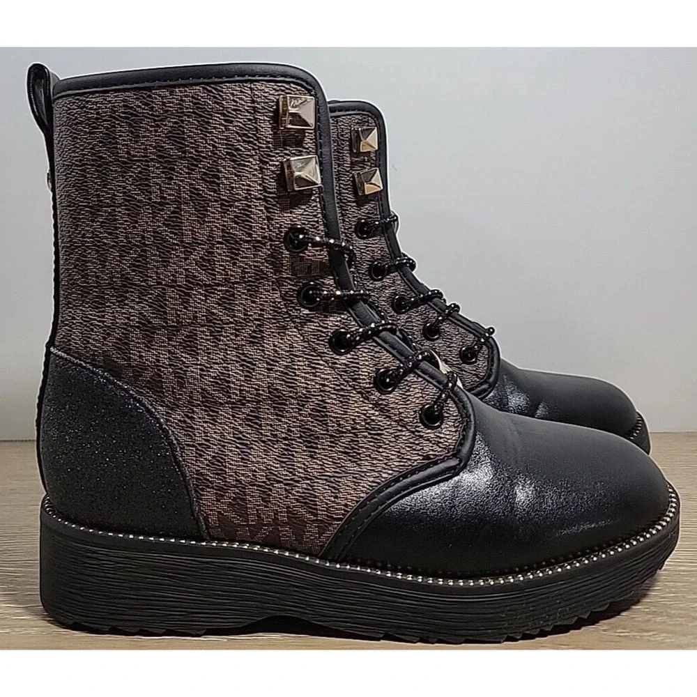 Michael Kors Haskell Black & Brown Logo Combat Boots Y Sz‎ 2
